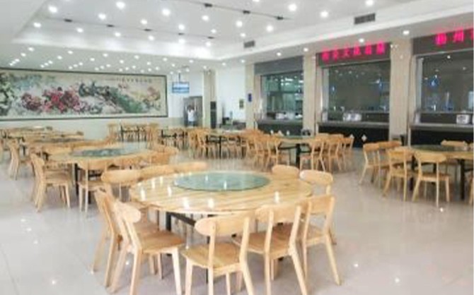 工廠餐廳承包實踐現場圖片