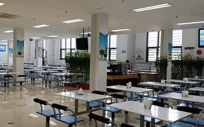 龍巖食堂承包商分享餐飲服務升級經驗