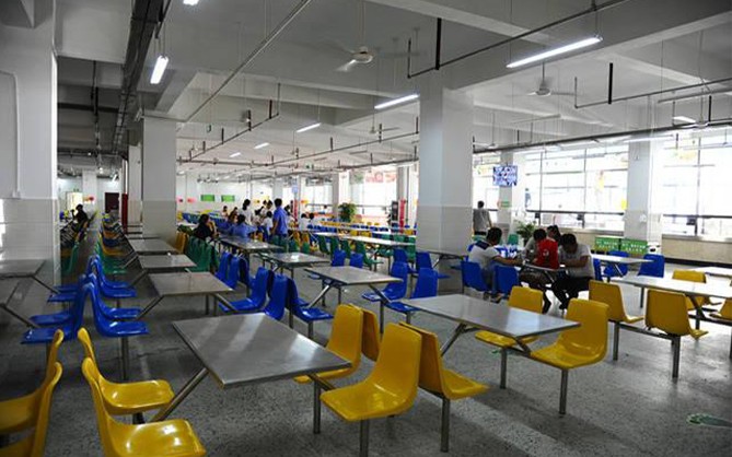 泉州企業食堂承包商:讓員工吃上放心餐