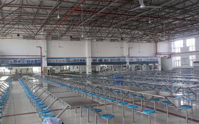 晉江食堂承包工廠食堂環(huán)境圖片