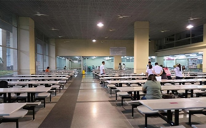 承包飯堂企業內部餐廳環境圖片